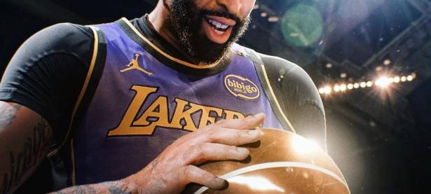 黑白体育-浓眉哥连续十场比赛得分超过逆转，湖人挑战极限！的简单介绍