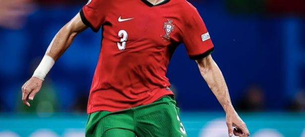 黑白体育-欧洲杯赛程吃紧，南特官宣日刷新队史纪录，形势明朗，赛程密集仍需轮换(欧洲杯全部赛程安排表)