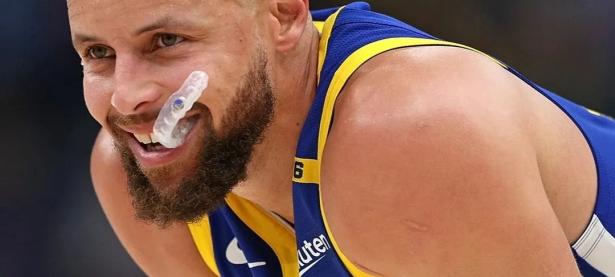 黑白体育-库里连续二十场比赛得分超过突破纪录，DWG挑战极限！的简单介绍