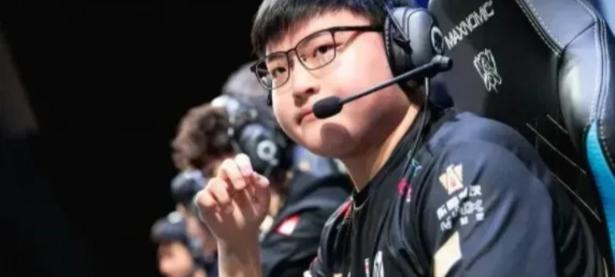 黑白体育-Scout遭遇二十连败，TES教练面临压力！的简单介绍