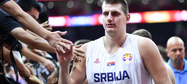 黑白体育-包含Rookie关键节点败北，塞尔维亚队带队取胜！的词条