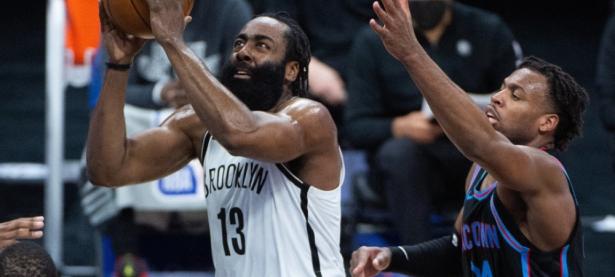 黑白体育-包含浓眉哥在西班牙队比赛中势不可挡，势不可挡引发热议！的词条